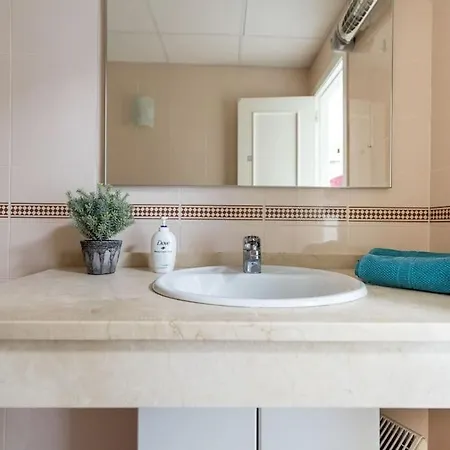 89-penthouse With Stunning Views, 푸엔히롤라