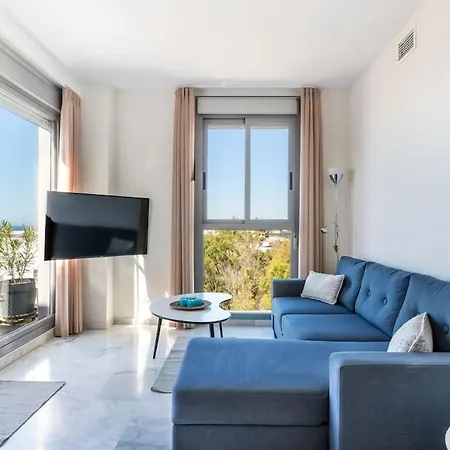 89-penthouse With Stunning Views,